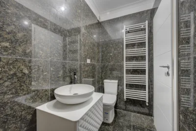 Apartamente noi finalizate in Militari