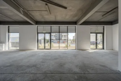 Spatiu comercial Militari